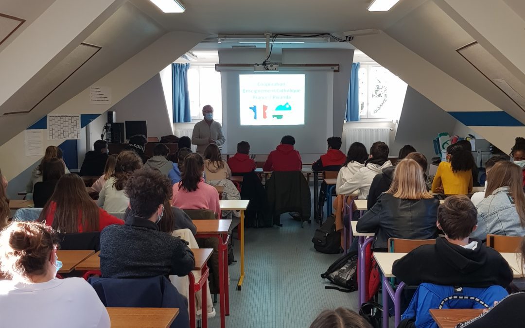 Les jeunes du collège sensibilisés à la solidarité internartionale